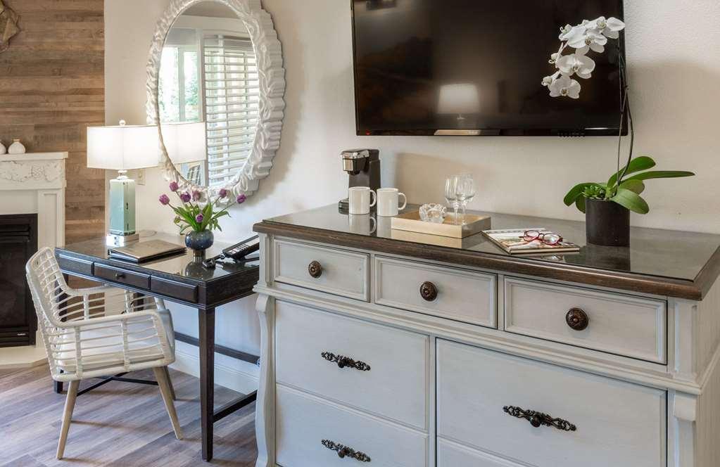 The At Healdsburg, Tapestry Collection By Hilton